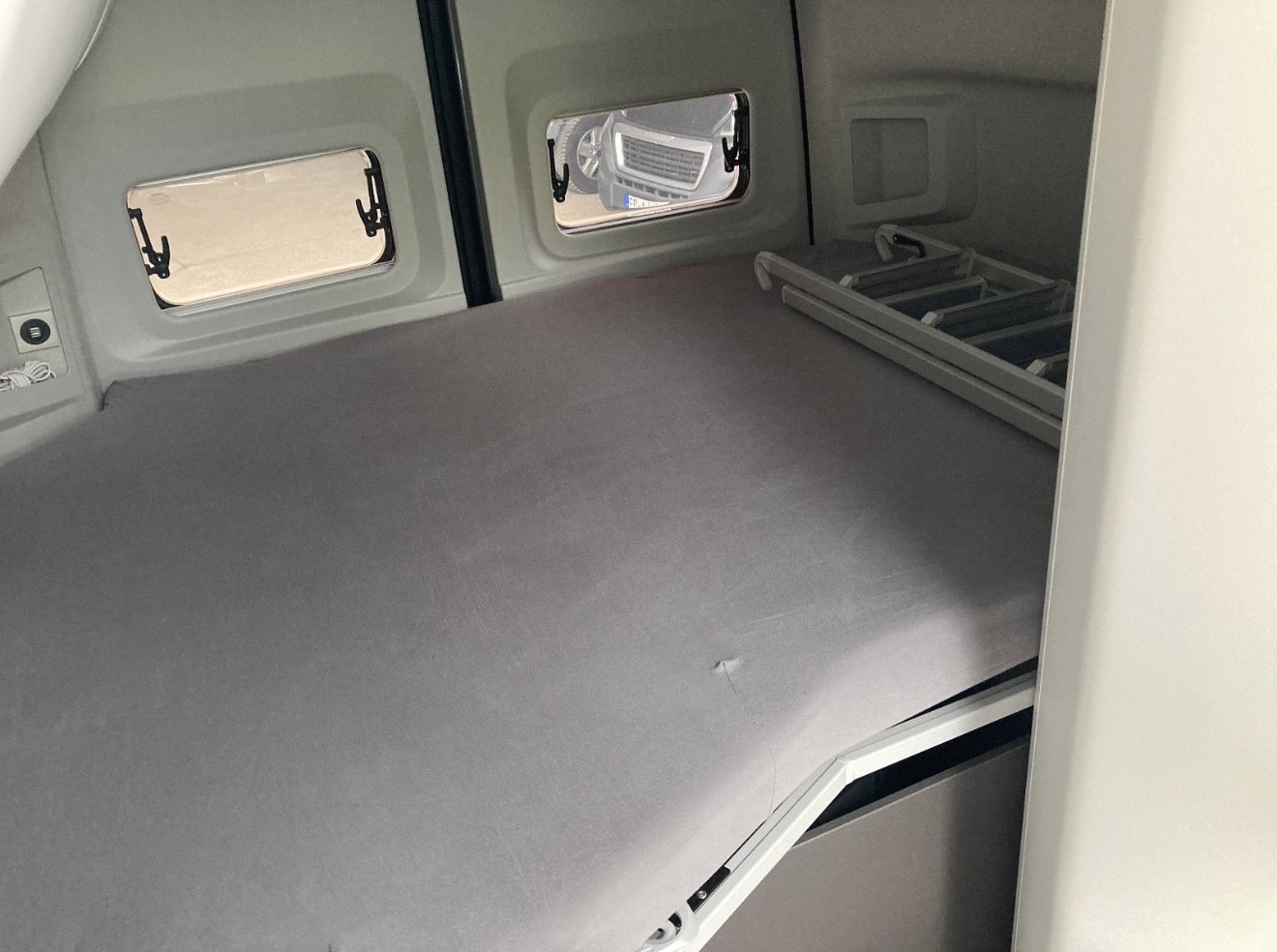 Volkswagen Grand California — 6